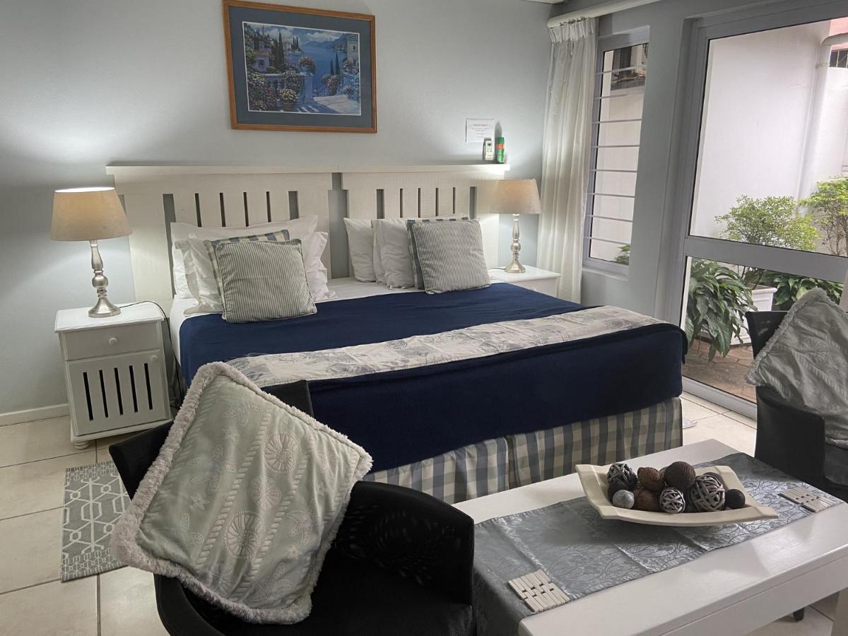 Flamingo Rocks Bed & Breakfast Durban Bagian luar foto