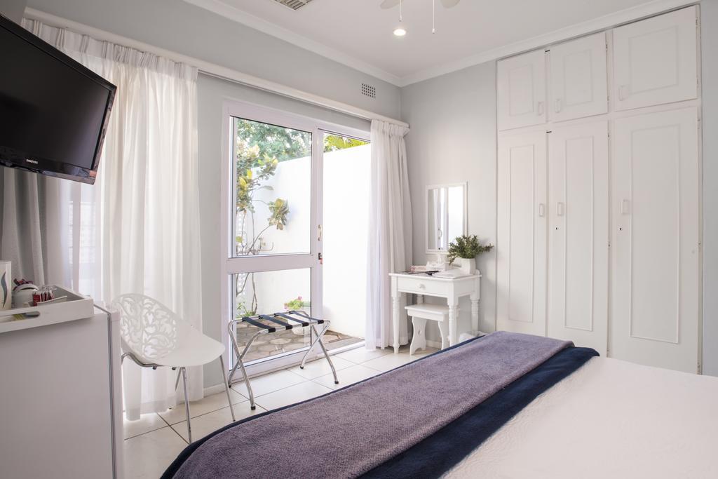 Flamingo Rocks Bed & Breakfast Durban Bagian luar foto