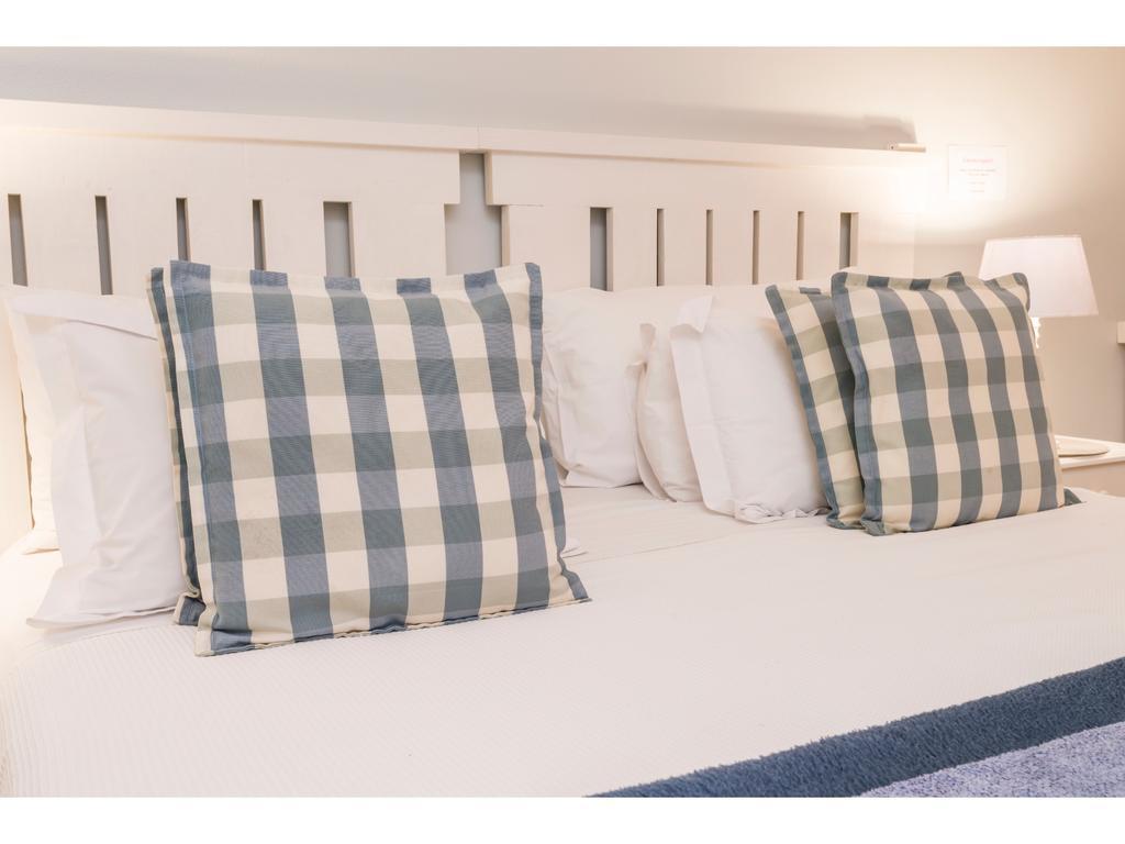 Flamingo Rocks Bed & Breakfast Durban Bagian luar foto